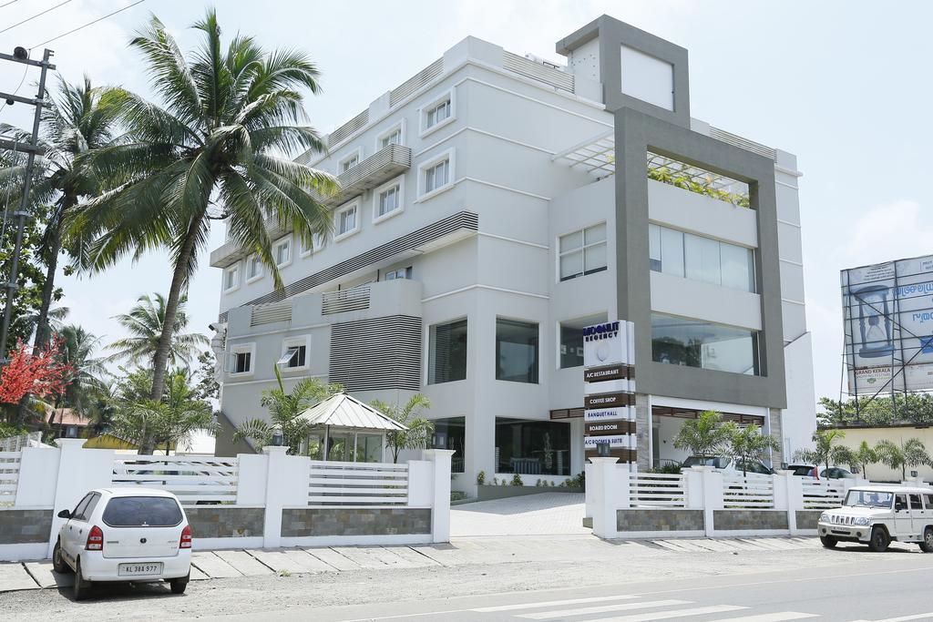 Hotel Moonlit Regency Thodupuzha Room photo